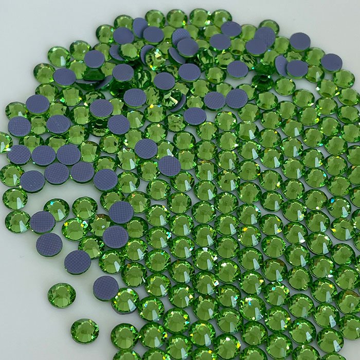 2058 claro esmeralda hot fix libre de plomo piedras venta directa de fábrica
